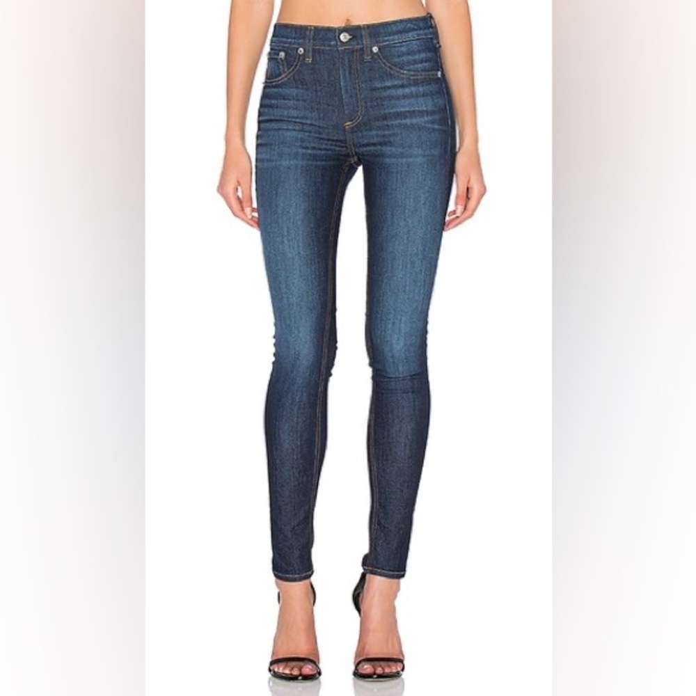Rag & Bone 10 Inch Skinny Jeans • Size 32